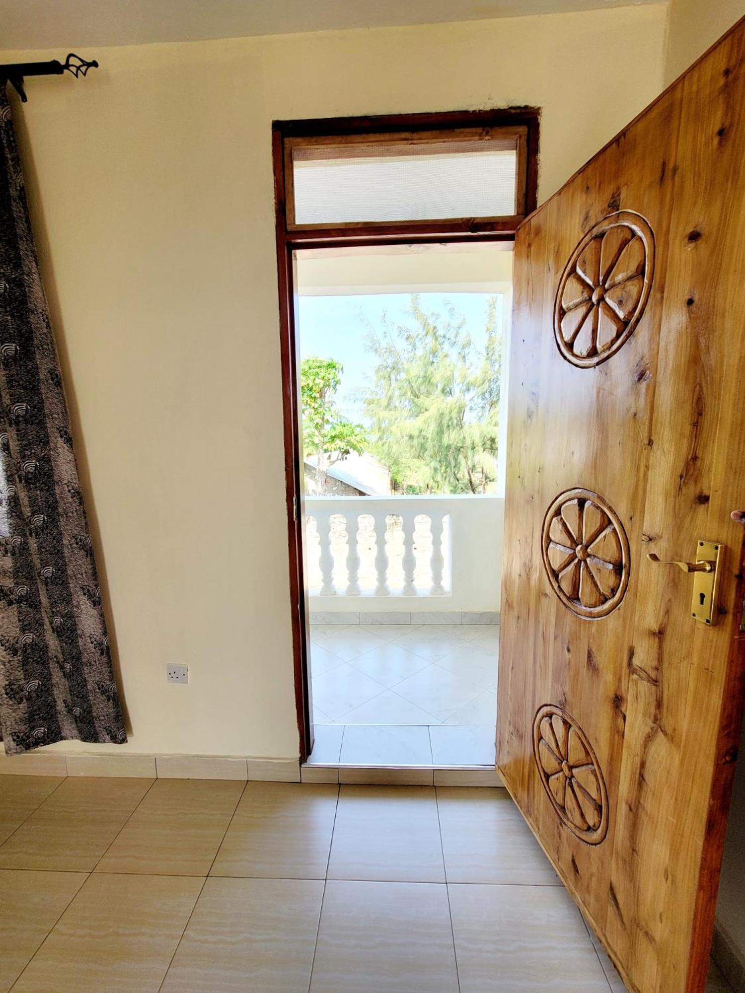 Casuarina Lounge Hotel Malindi Ngoại thất bức ảnh