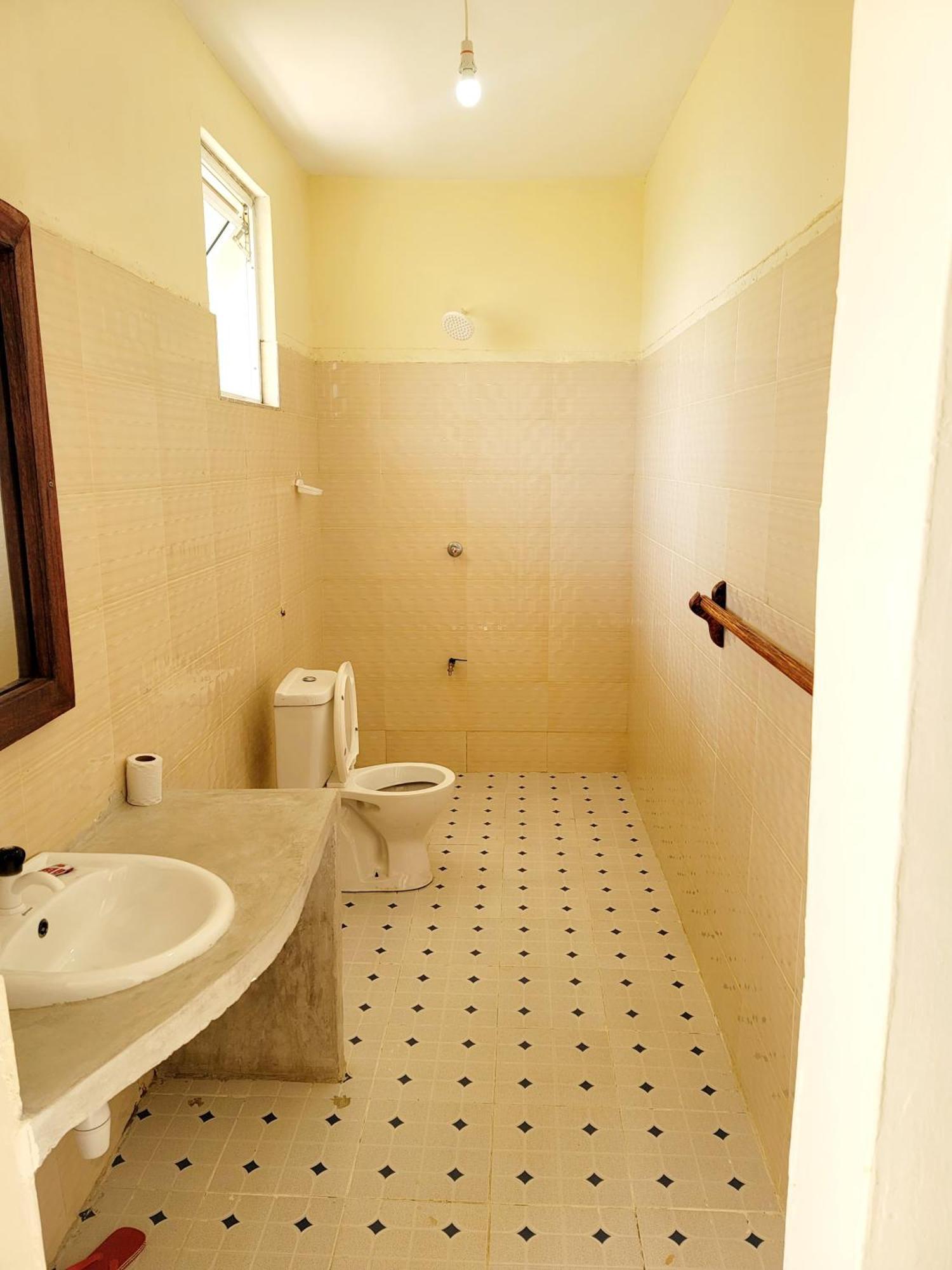 Casuarina Lounge Hotel Malindi Ngoại thất bức ảnh
